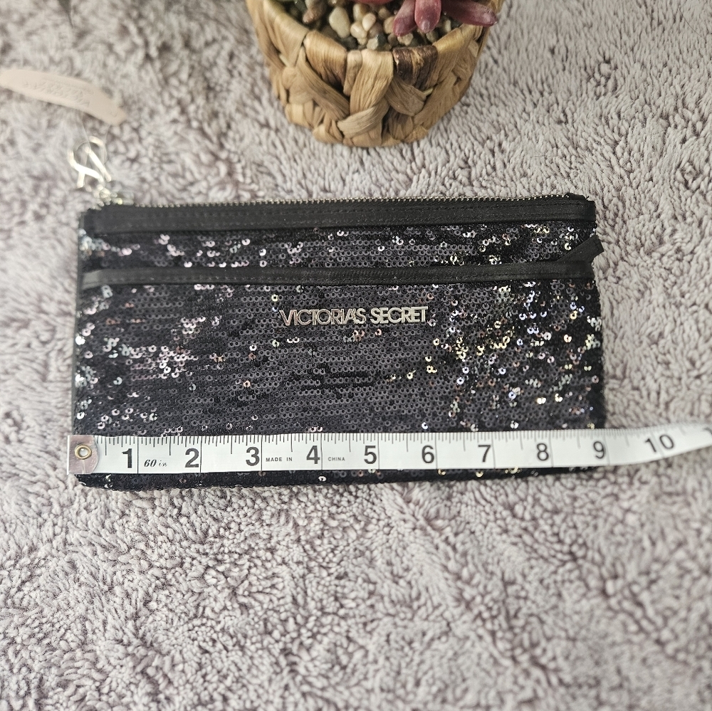NWT Victoria's Secret 2013 Limited Edition Black Sequin Double Zip Clutch - Picture 8 of 9